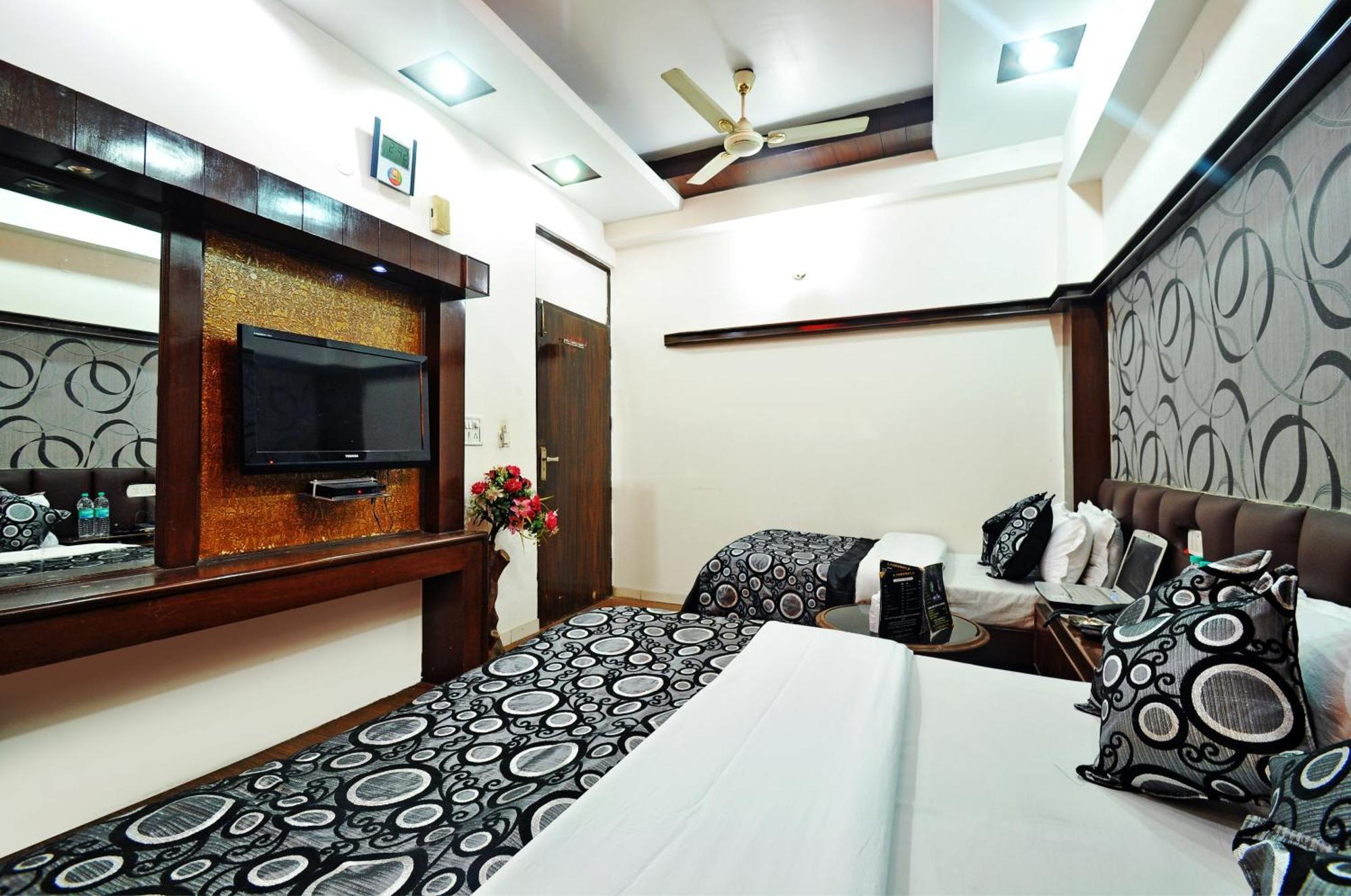 Hotel Shiva Intercontinental - New Delhi Railway Station - Paharganj ภายนอก รูปภาพ