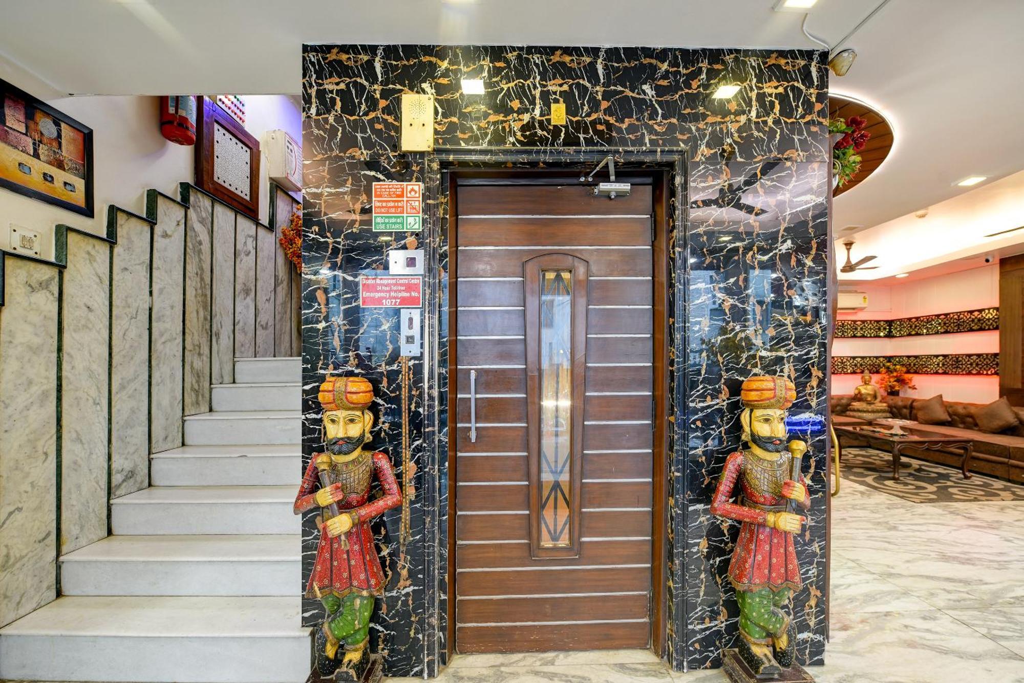 Hotel Shiva Intercontinental - New Delhi Railway Station - Paharganj ภายนอก รูปภาพ