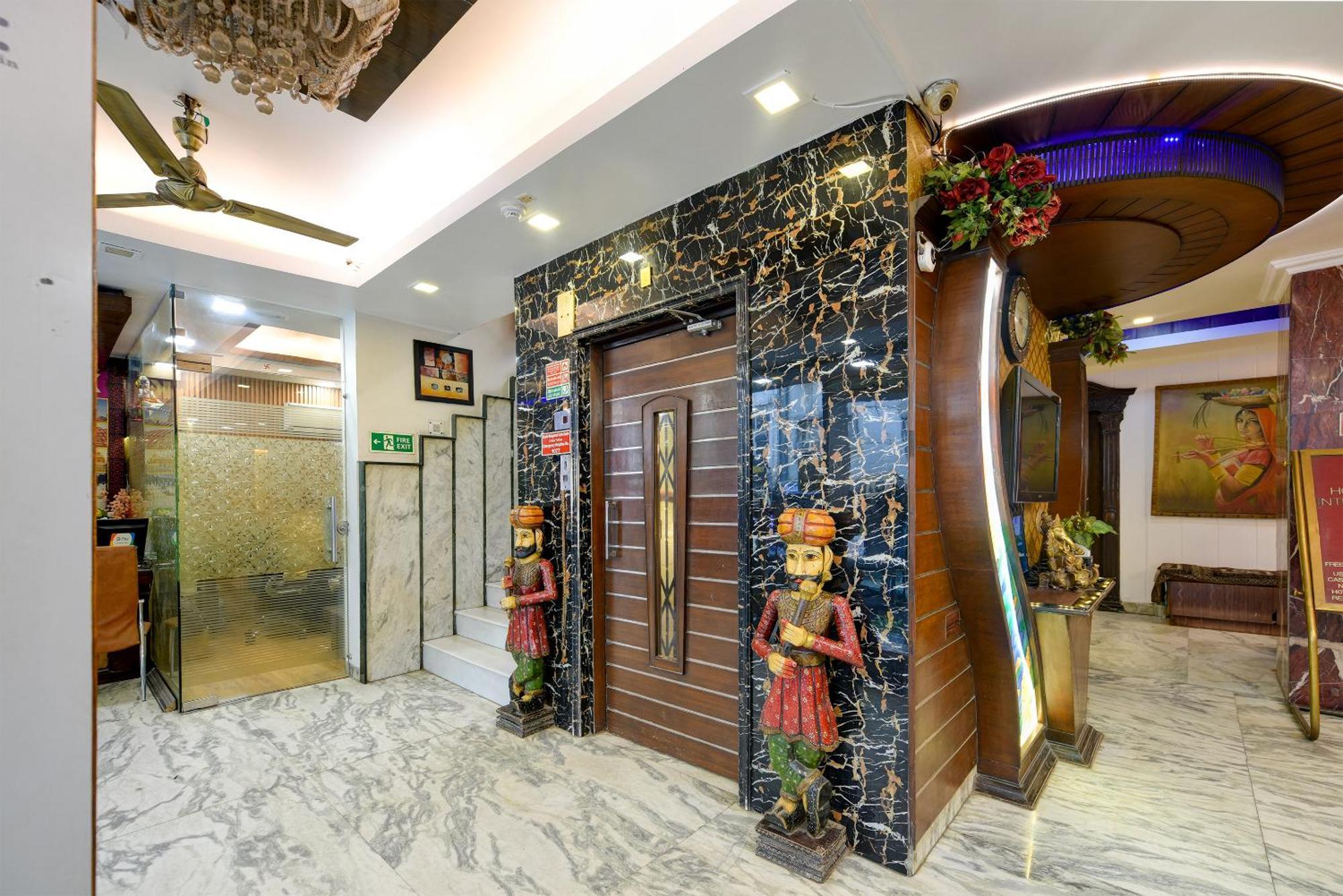 Hotel Shiva Intercontinental - New Delhi Railway Station - Paharganj ภายนอก รูปภาพ