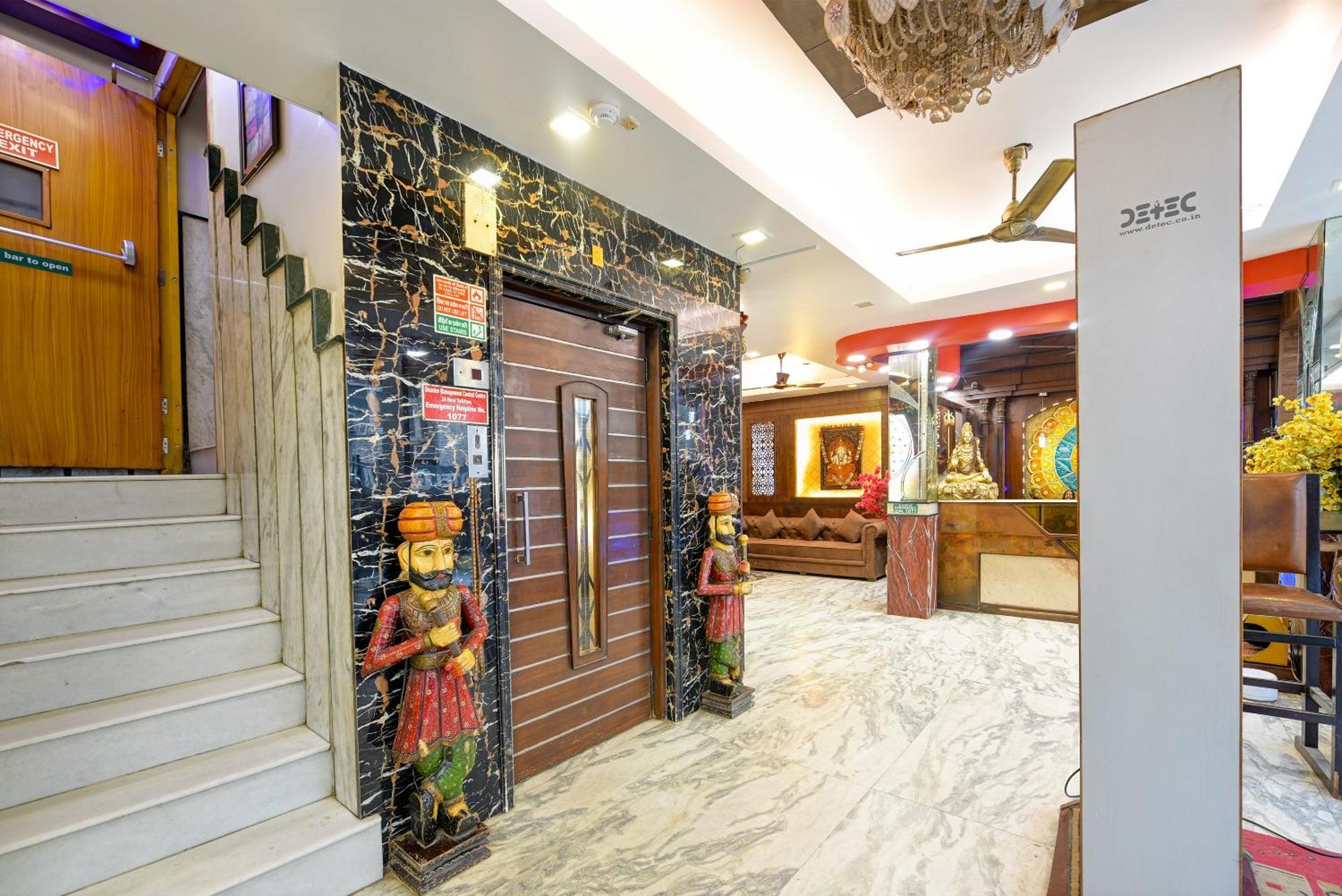 Hotel Shiva Intercontinental - New Delhi Railway Station - Paharganj ภายนอก รูปภาพ